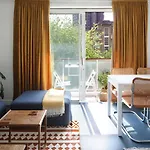 Modern Apartment On London\'S Southbank